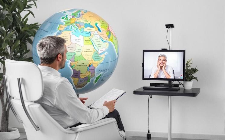 Pourquoi les expatriés emportent toujours leurs valises invisibles