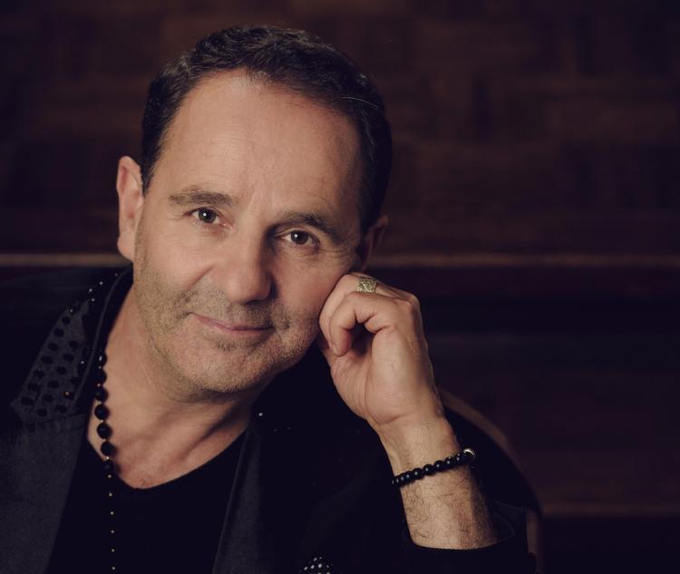 COUV CHRIS SCHITTULLI ITW OCT 25