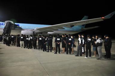 Le Cambodge expulse 64 Sud-Coréens impliqués