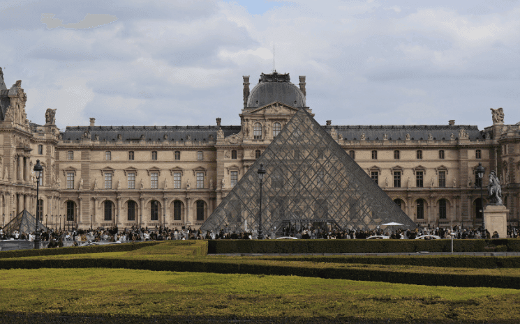 Vol du Louvre