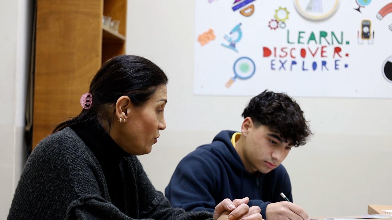 Élève du collège des Soeurs Antonines de Beyrouth au Liban