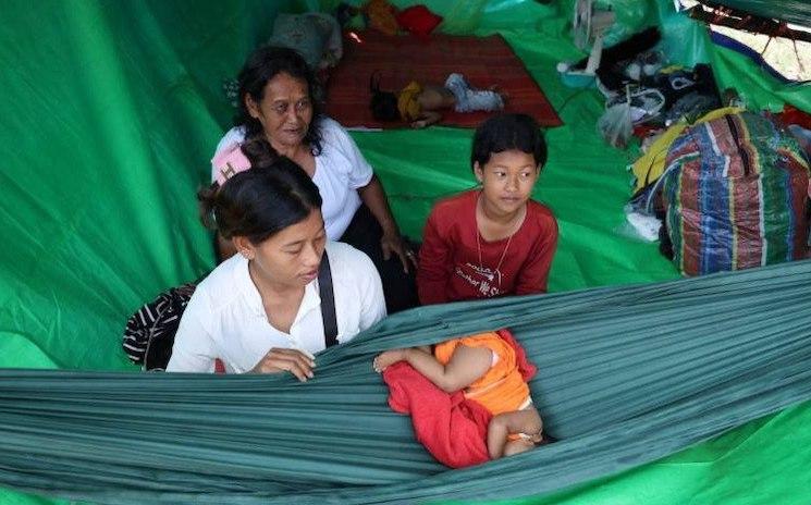800 familles cambodgiennes trouvent refudes dans une pagode 1_0