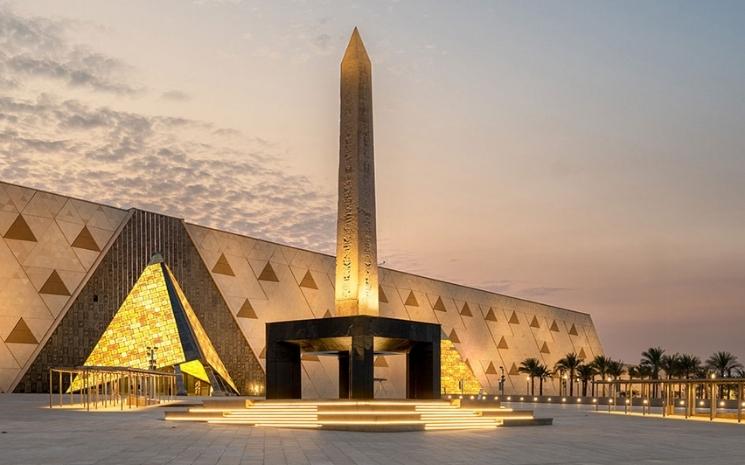 Devanture du Grand Egyptian Museum