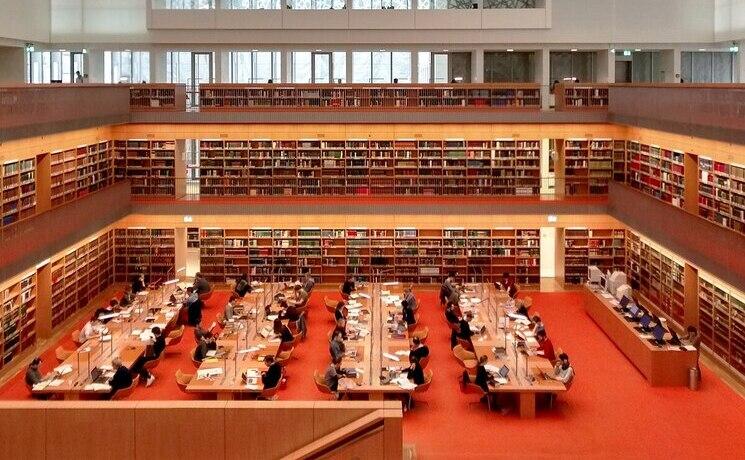 intérieur de la Bibliothèque situé à unter den linden