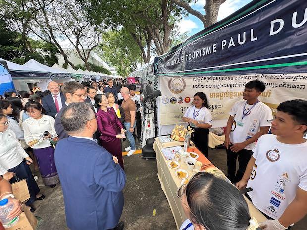 Phnom Penh a plébiscité le Marché français