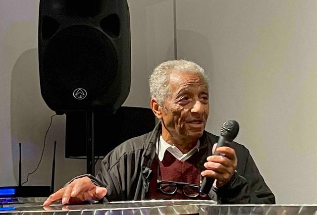 Roger Bourgarel à l'Alliance Française de Johannesburg