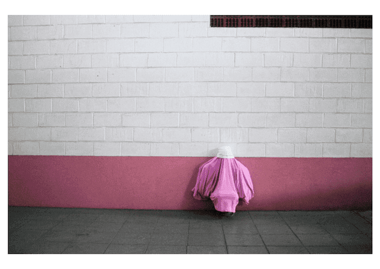 Photographie présentée dans l’exposition “Under Pressure Above Water” au musée Arter