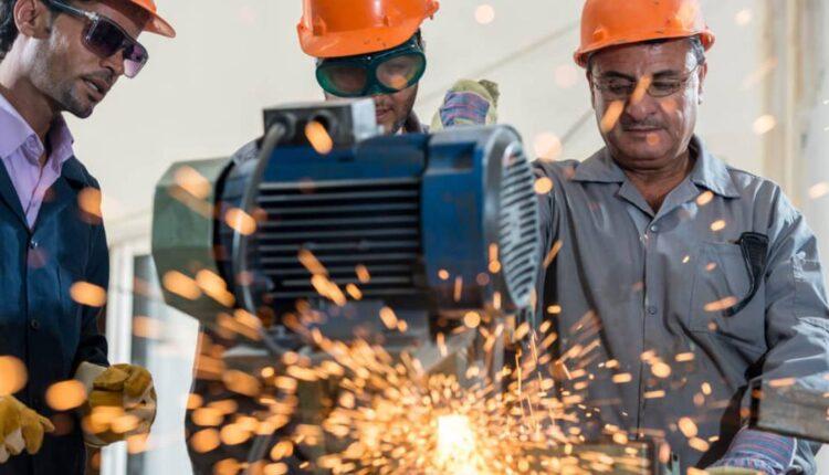 labor-market-foreign-workers-750x430