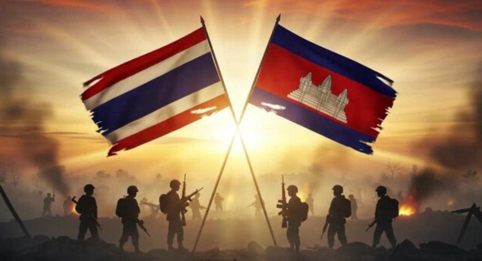 Drapeaux et soldats thaïs et cambodgiens
