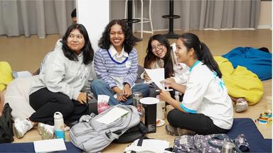 Une jeunesse cambodgienne créative portée par UNICEF et Impact Hub