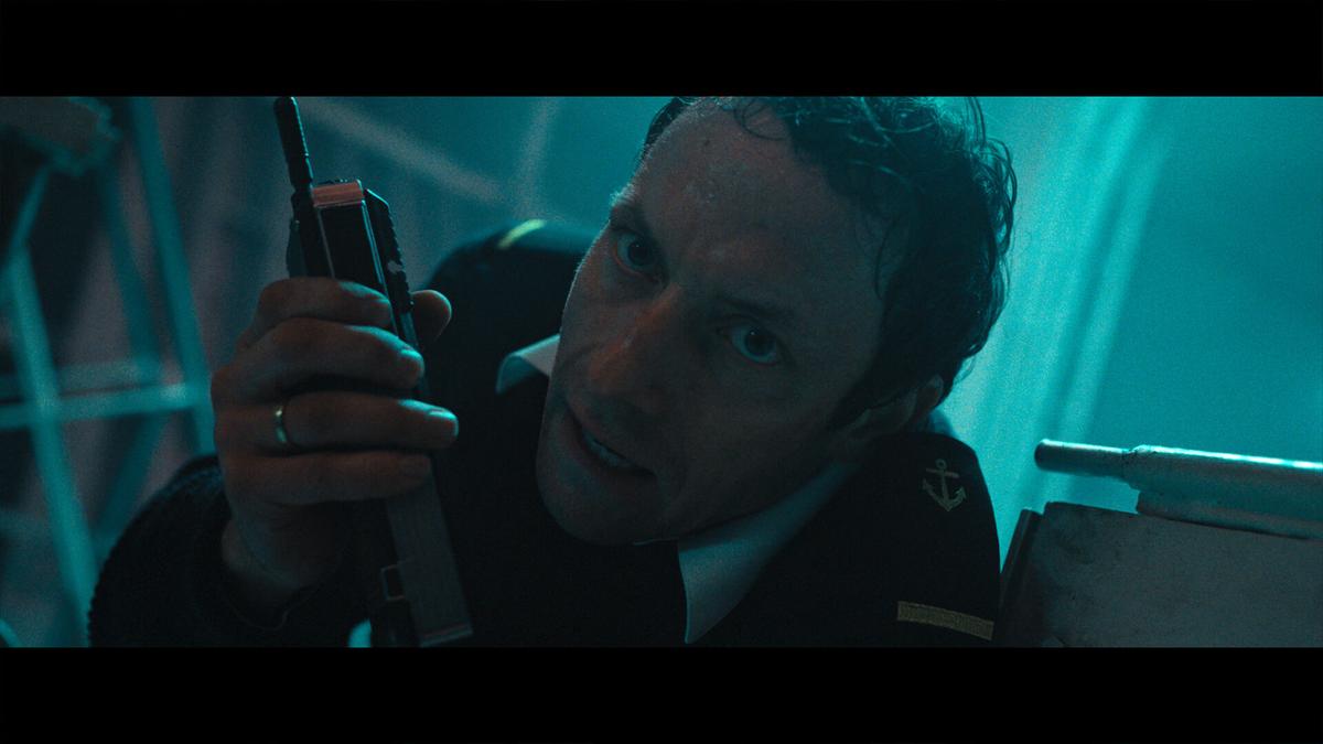 L’acteur polonais Konrad Eleryk dans le rôle de l’officier Witold Skirmuntt ©Heweliusz Netflix