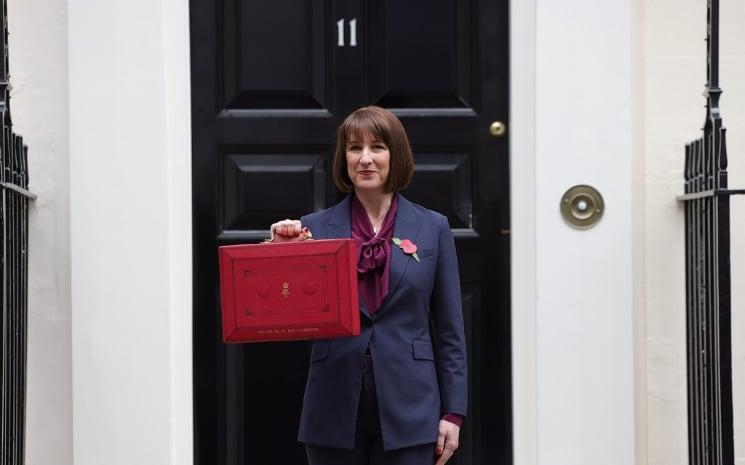 rachel Reeves budget mensonge