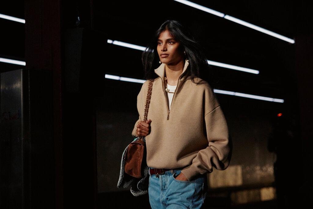 2F281E6D-D7E4-462C-B4D5-E6CD1A0FFC6D