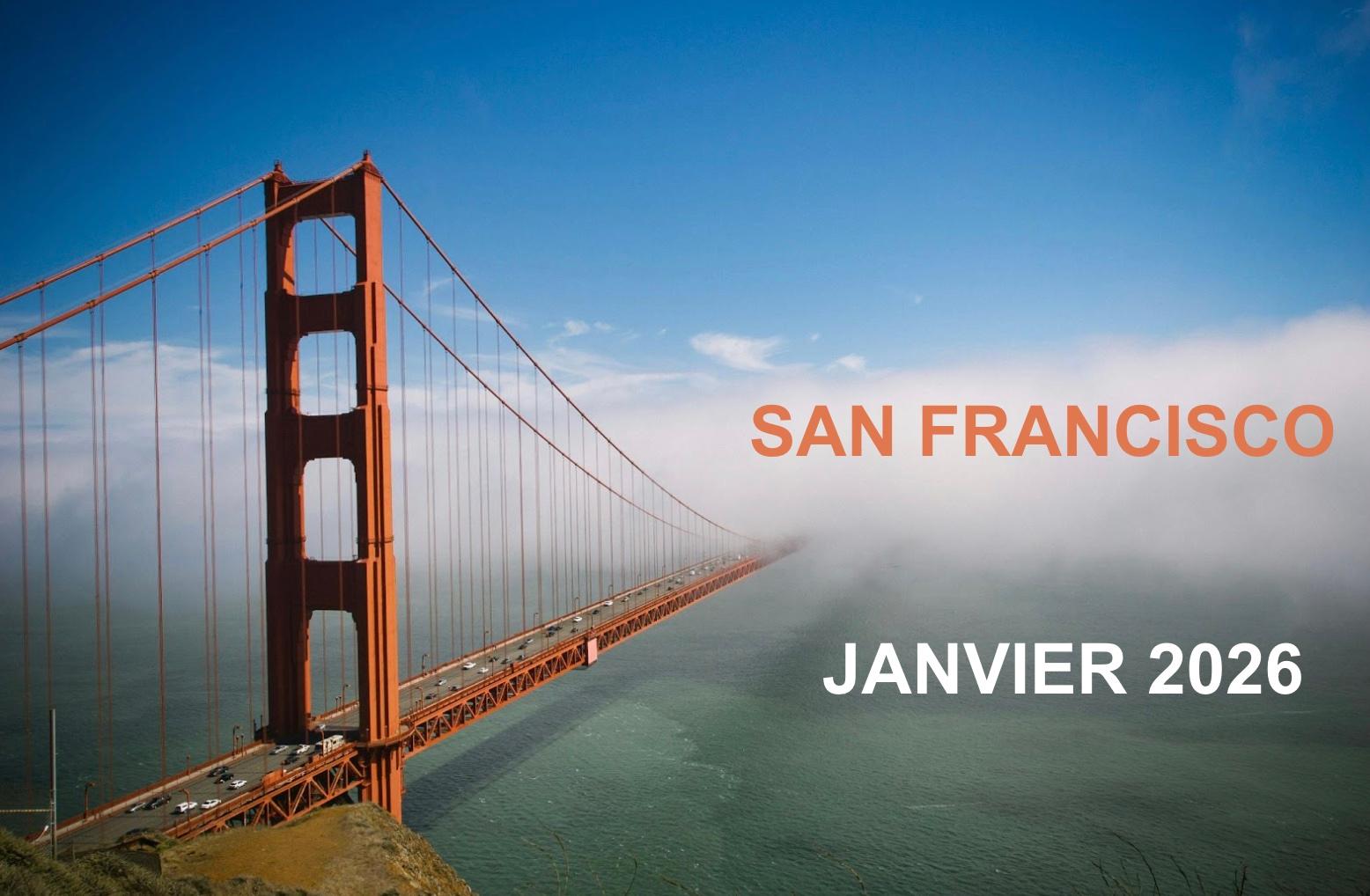 Le pont de San Francisco dans le brouillard