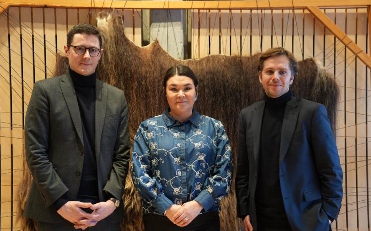 Vincent Caure au Groenland au côté de la maire de Nuuk