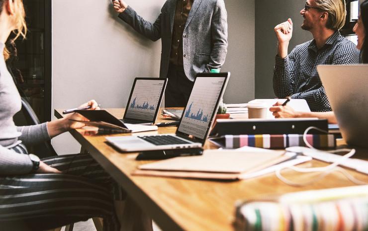 Entreprises françaises à l'étranger : maintenir le lien avec l'hexagone