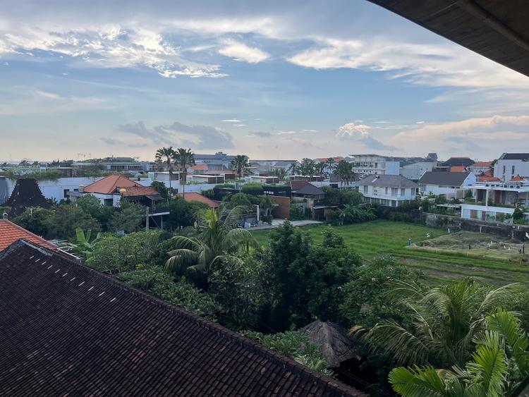 photo vue sur canggu rizières et habitations_0