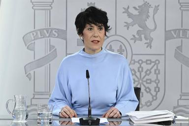 La ministre de l’Inclusion, de la Sécurité sociale et des Migrations et porte-parole du gouvernement, Elma Saiz, lors de la conférence de presse à l’issue du Conseil des ministres