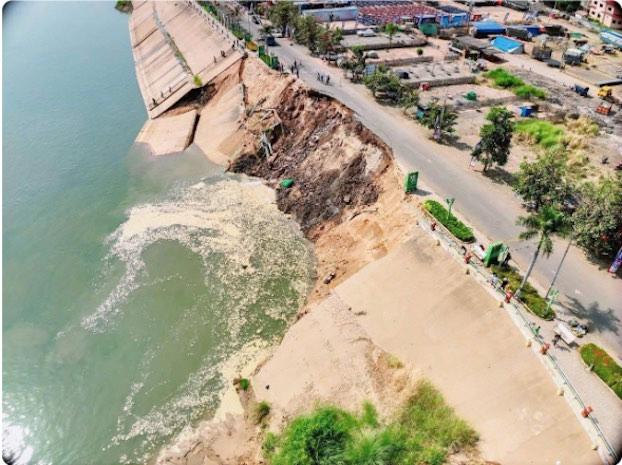 Effondrement de la berge du Mékong à Kampong Cham