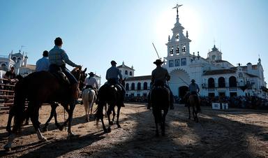 Vista de la aldea de El Rocío (Huelva); (juntadeandalucia.es)
