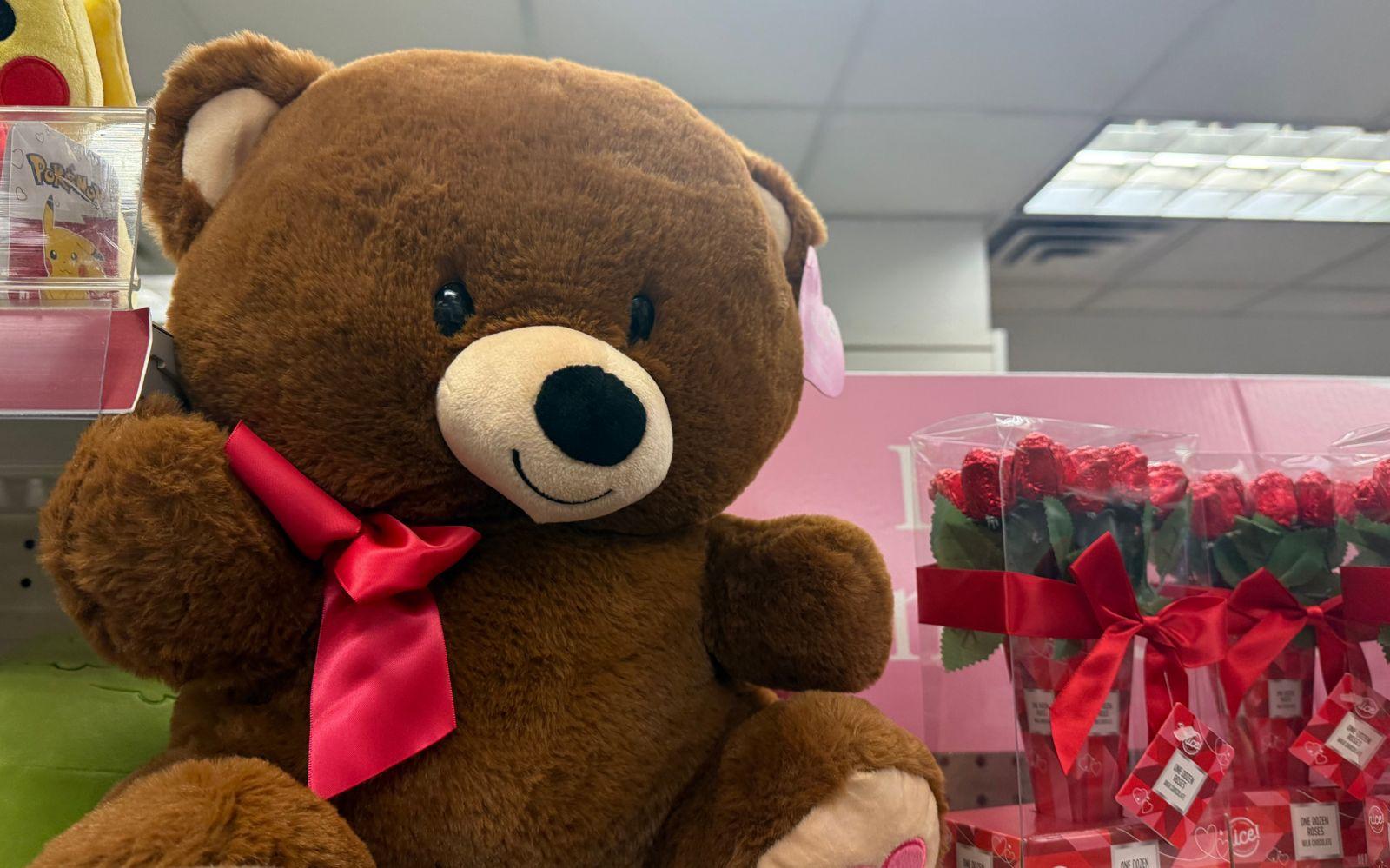 Une simple attention, roses, nounours sont toujours de la partie ©️Lola Neto