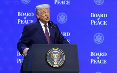 Donald Trump à Davos en janvier 2026 durant une session sur le "Conseil de la paix".