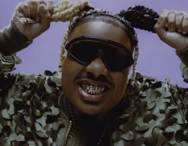 Naza en concert à London