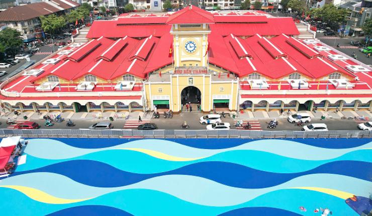 La nouvelle façade du marché de Ben Thanh