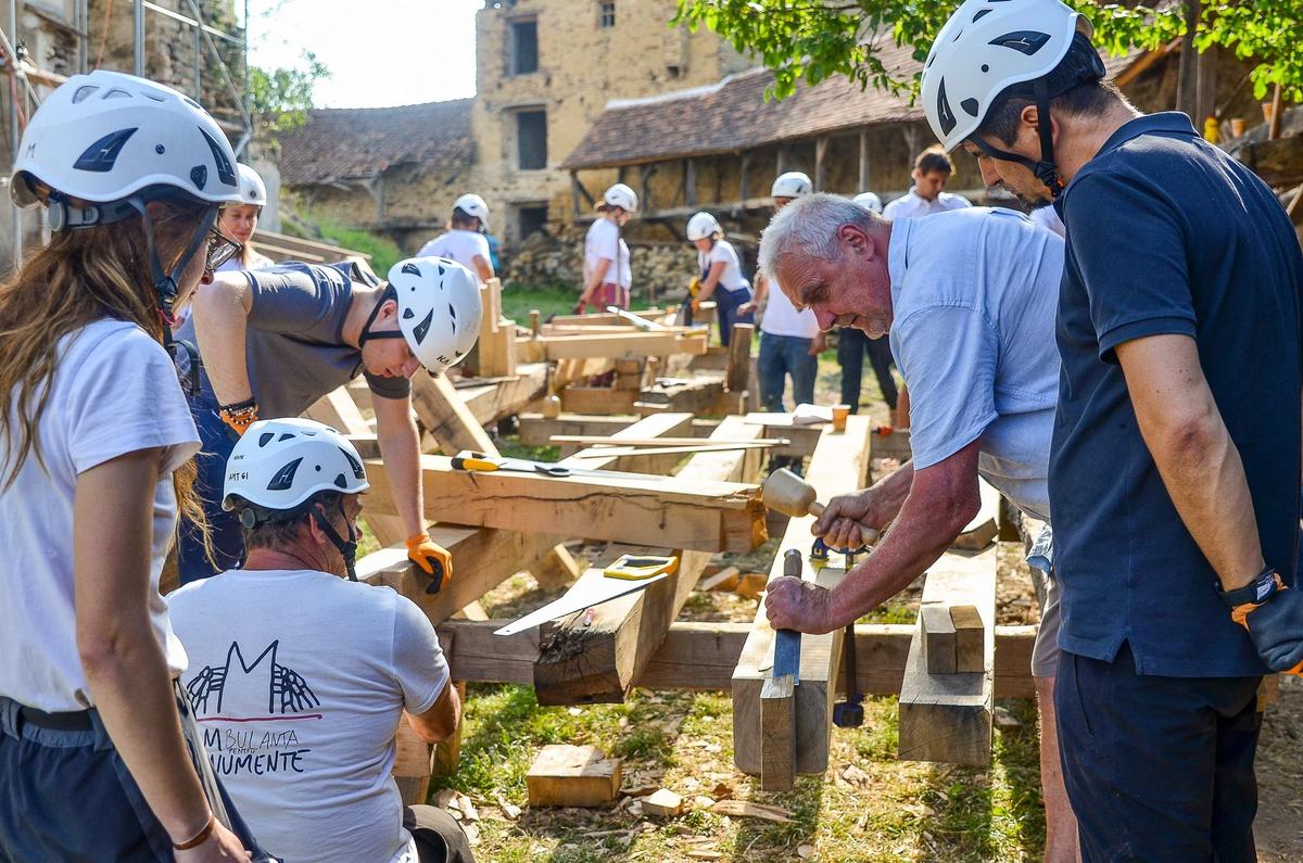 640427078_1222930906640210_2178852958865224828_n