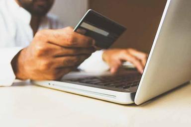 Dette au Cambodge - le secteur bancaire sous tension rupixen. E COMMERCE jpg