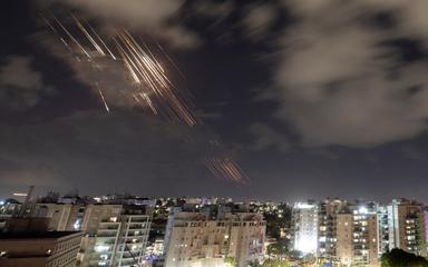 Quelques clichés des attaques iraniennes au Moyen-Orient.