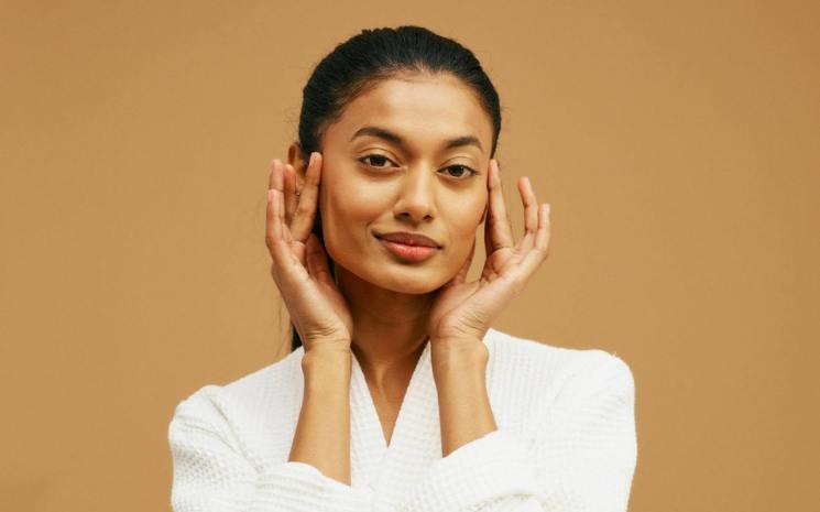 Le collagène aide-t-il réellement à paraître plus jeune