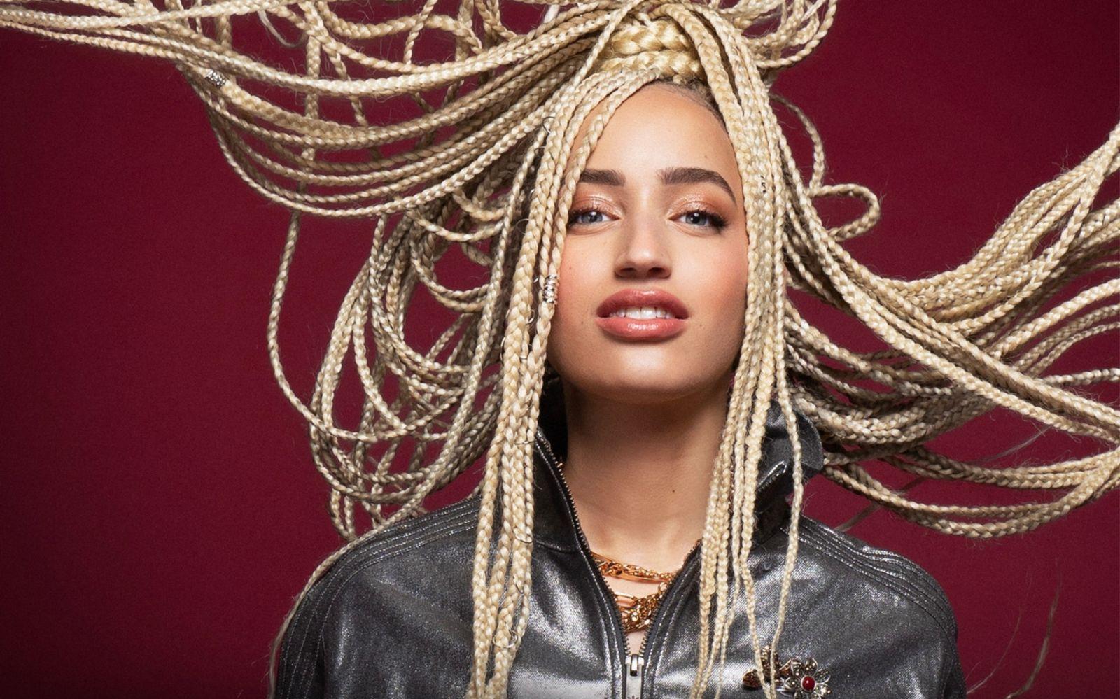 Portrait de la chanteuse Monroe