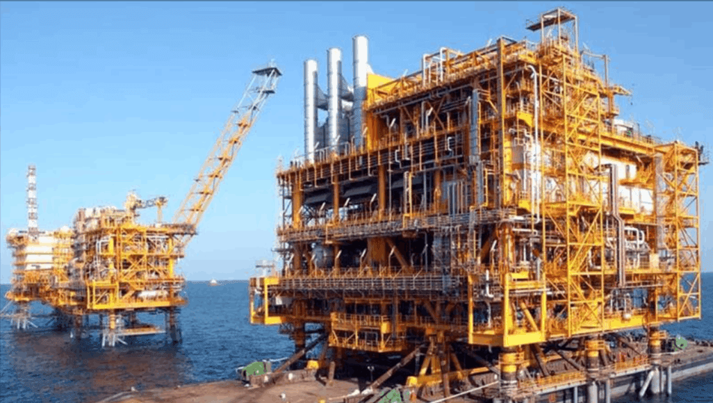 petrol vietnam iran guerre