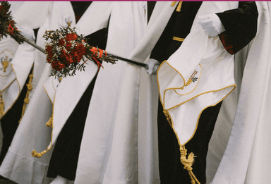 des flagellants lors de la semaine sainte maritime à valencia