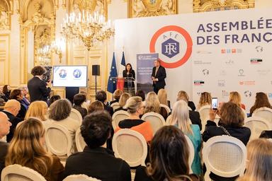 Eleonore Caroit pendant les Trophées des Français de l'étranger 2026