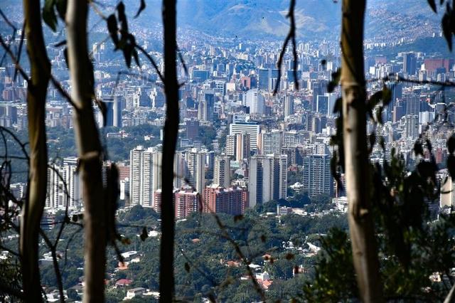 Julien Février, un Français de 35 ans incarcéré au Venezuela en chemin pour la France