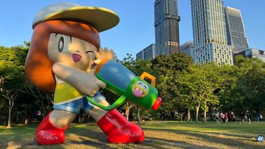 Sculpture Lumphini Park Bangkok