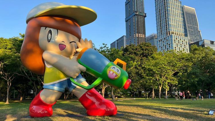 Sculpture Lumphini Park Bangkok