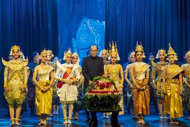 Sylvain Lim, l'art sacre du costume de la danse classique cambodgienne 2