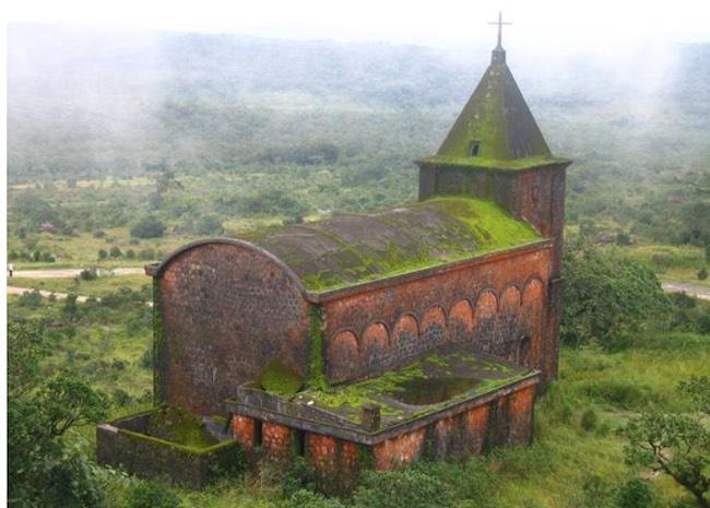 Vers la restauration de l’église du Bokor en 2028