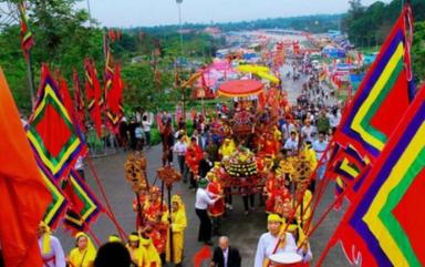 Commémoration des rois Hung à Phu Tho