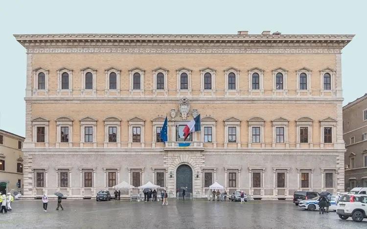 Façade_ambassade-france-rome
