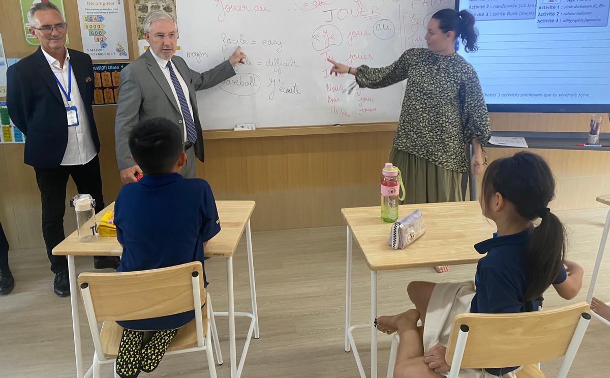 Ambassadeur à l’école française de Chiang Mai