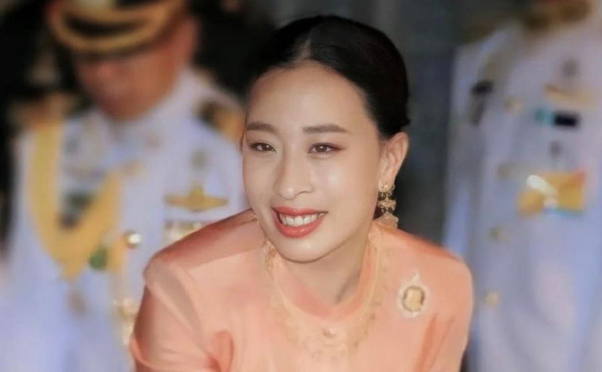 Fille du roi Rama X de Thaïlande dans le coma