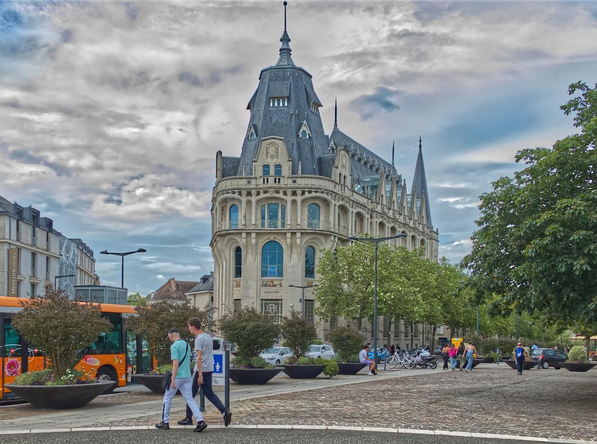 pascal-bernardon-kQSnSZT9hig-unsplash