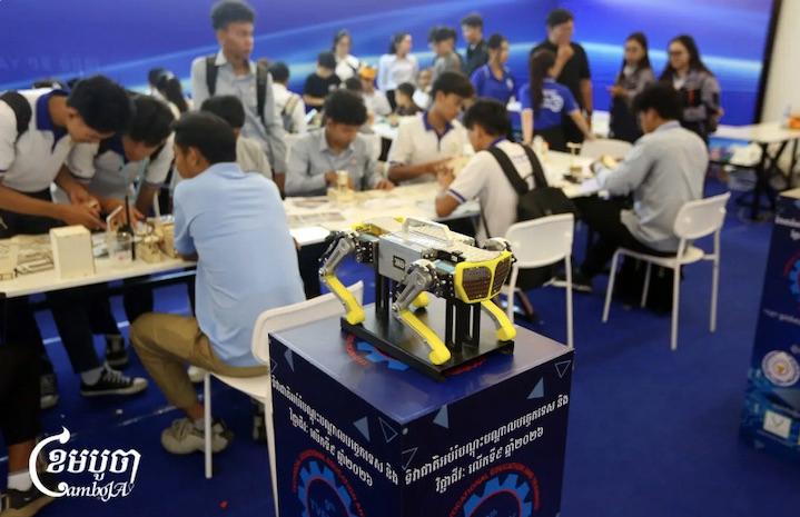 Appel à repenser la formation professionnelle au Cambodge3