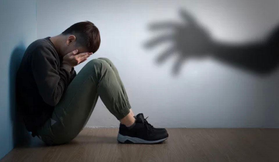 Enfant effrayé agression