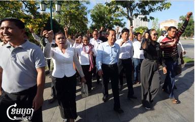 La Cour suprême cambodgienne examine l’appel de Rong Chhun