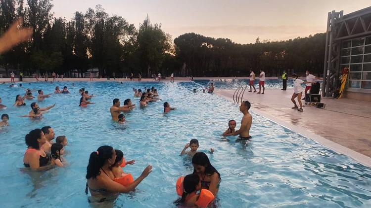 Piscine du centre sportif de Aluche